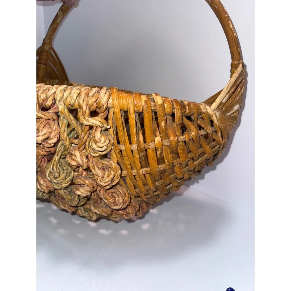 Vintage Wicker Wall Pocket Basket Knotted Rope Detail Crescent Half‎ Moon Brown